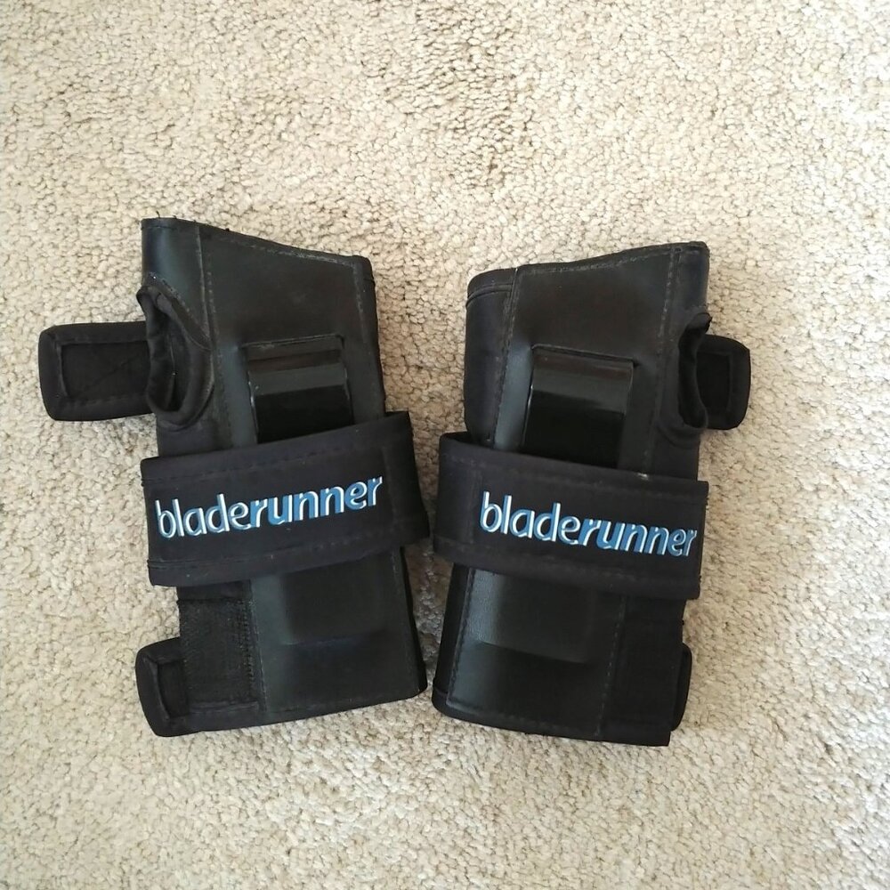 Bladerunner Wrist Guard set size L
